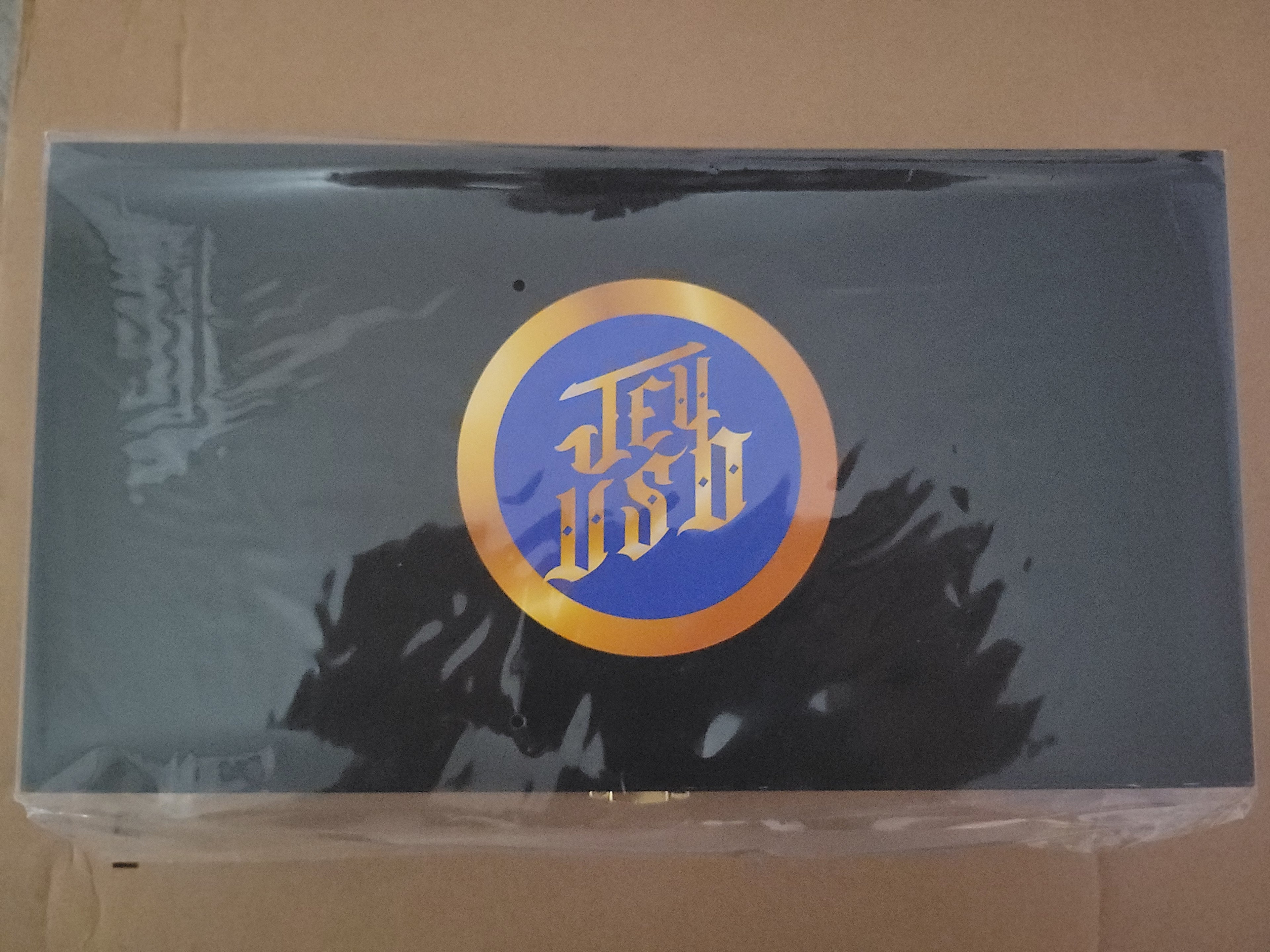 Official WWE Jey Uso Side Plates