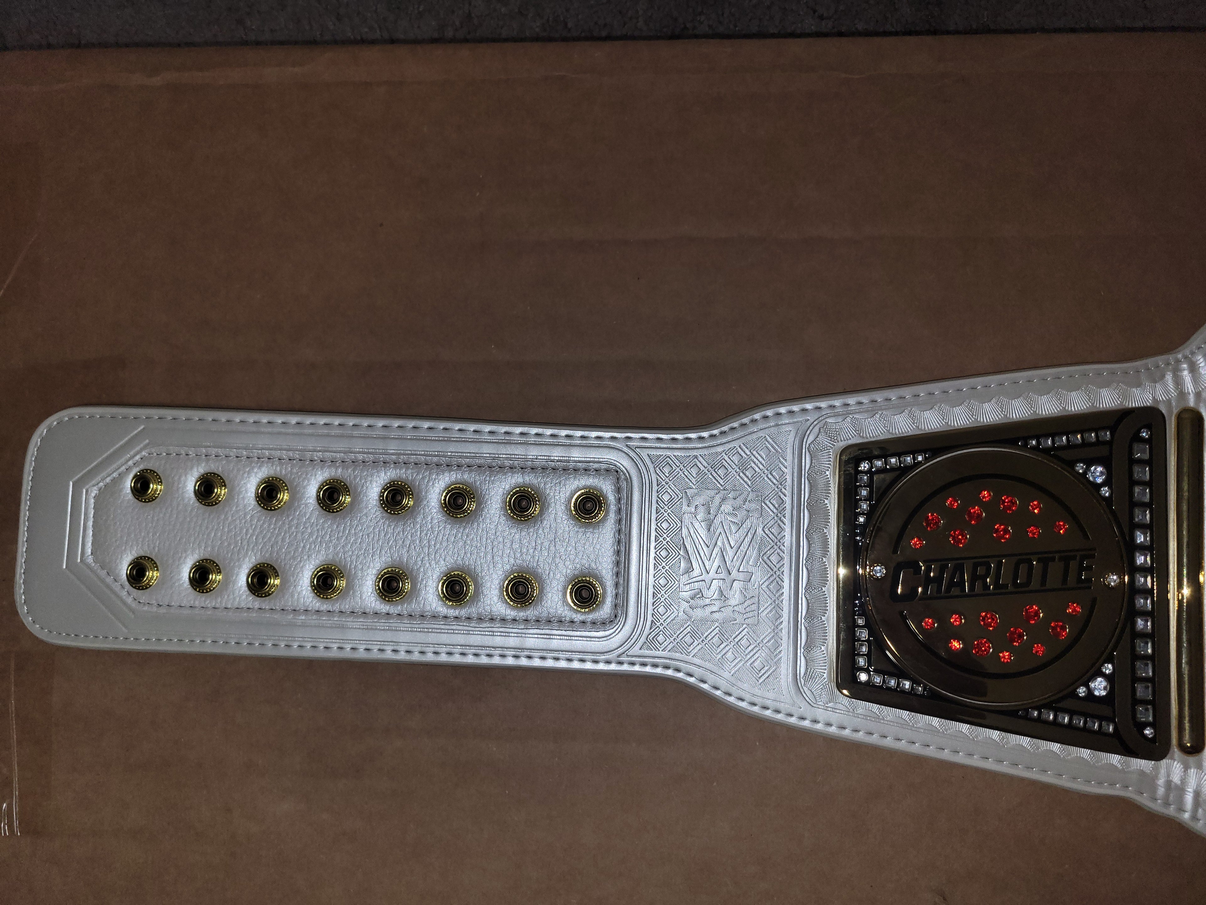 Official WWE Shop Women's Smackdown Replica Title Belt w/ Charlotte Flair Side Plates