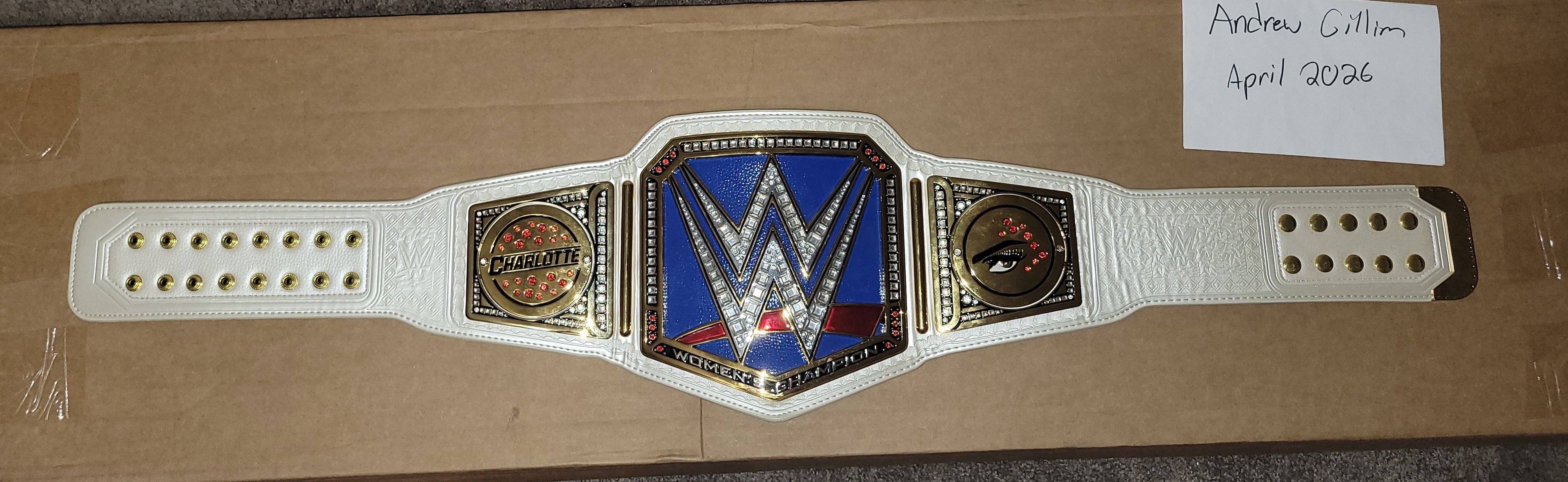 Official WWE Shop Women's Smackdown Replica Title Belt w/ Charlotte Flair Side Plates
